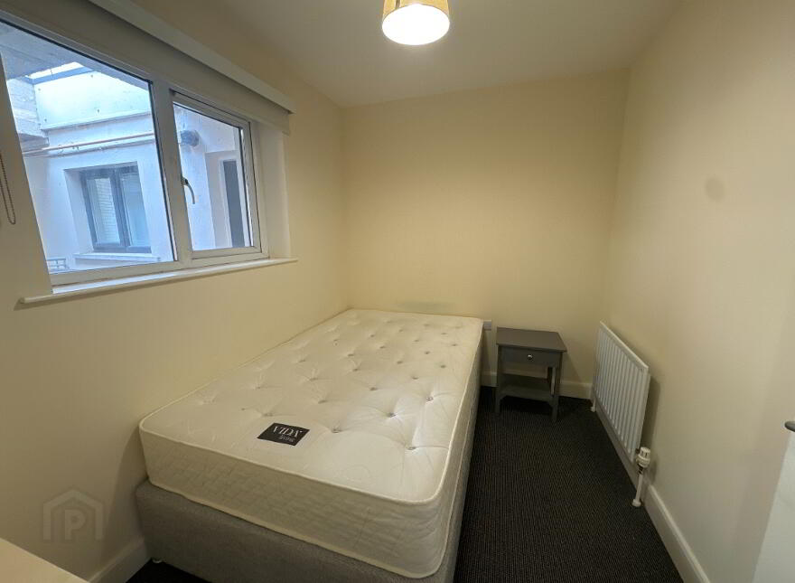 810 College Court Central, 56 King Street, Belfast, BT1 6BZ