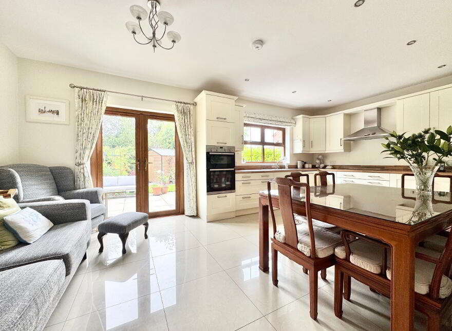 6 Fairways, Omagh, BT78 1PE