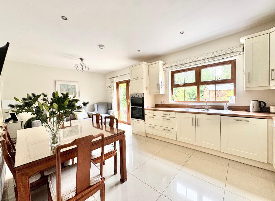 6 Fairways, Omagh, BT78 1PE