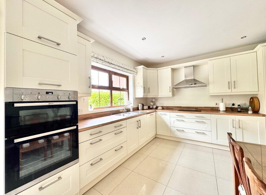 6 Fairways, Omagh, BT78 1PE