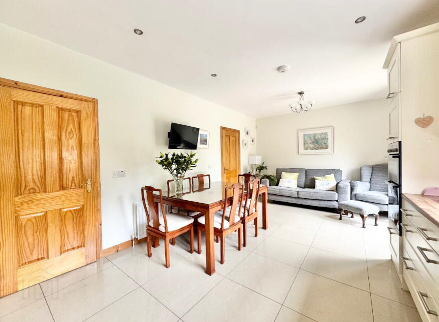 6 Fairways, Omagh, BT78 1PE