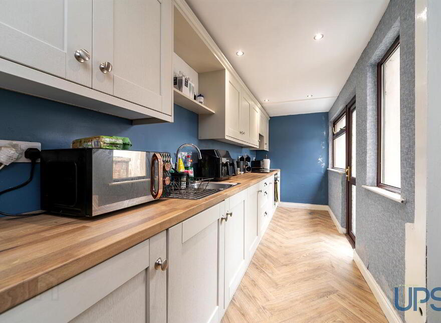 11 Beechmount Drive, Falls Road, Belfast, BT12 7LU