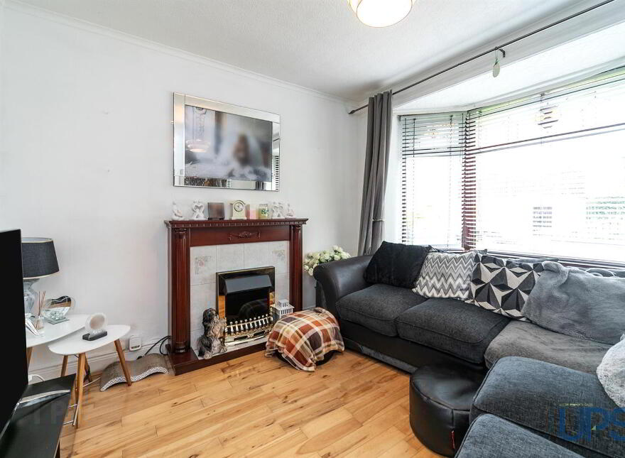 11 Beechmount Drive, Falls Road, Belfast, BT12 7LU