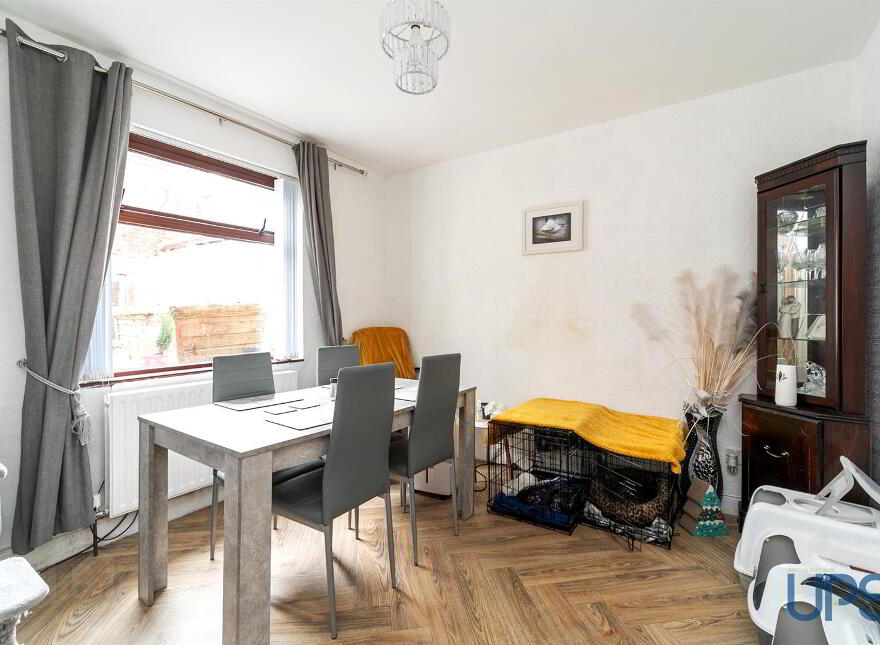 11 Beechmount Drive, Falls Road, Belfast, BT12 7LU