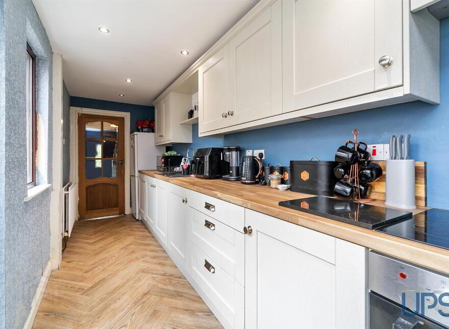 11 Beechmount Drive, Falls Road, Belfast, BT12 7LU