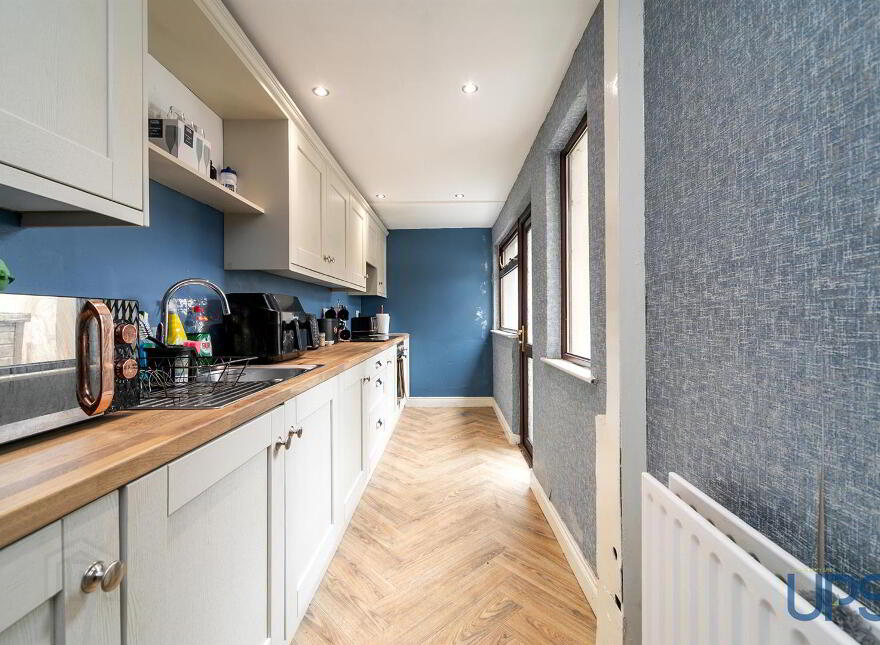 11 Beechmount Drive, Falls Road, Belfast, BT12 7LU