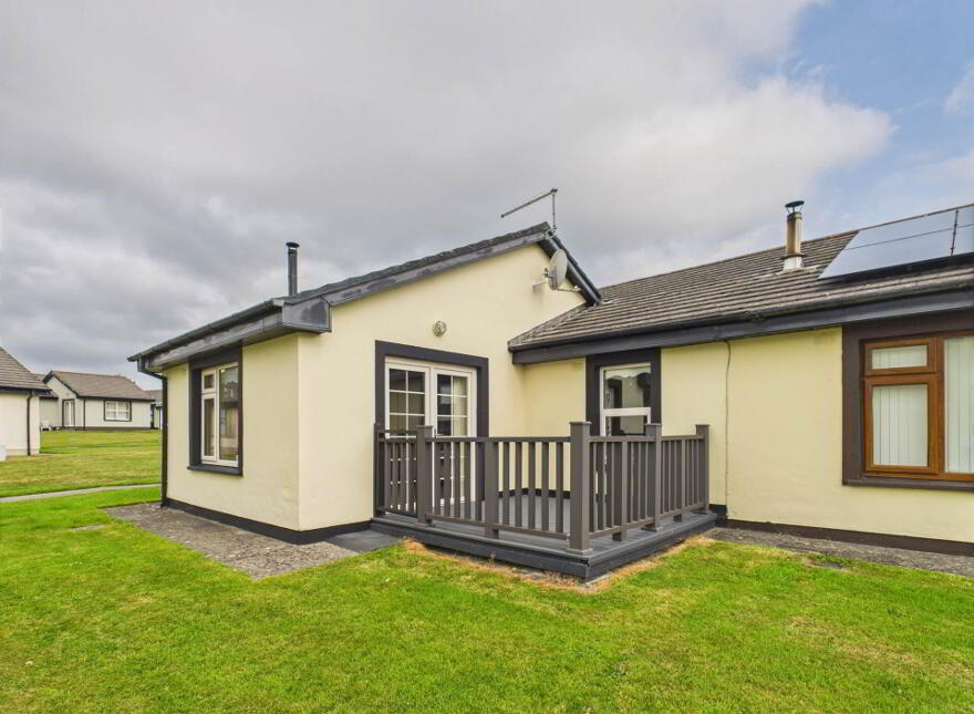 19 Pebble Place, Pebble Beach, Tramore, X91E6H0