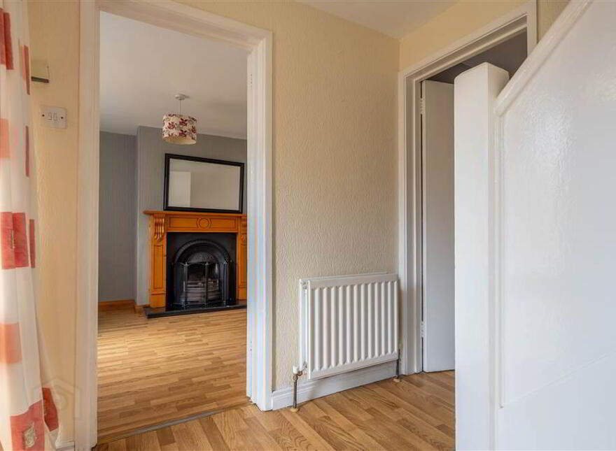 24 Beachlands, Carnlough, BT44 0HN