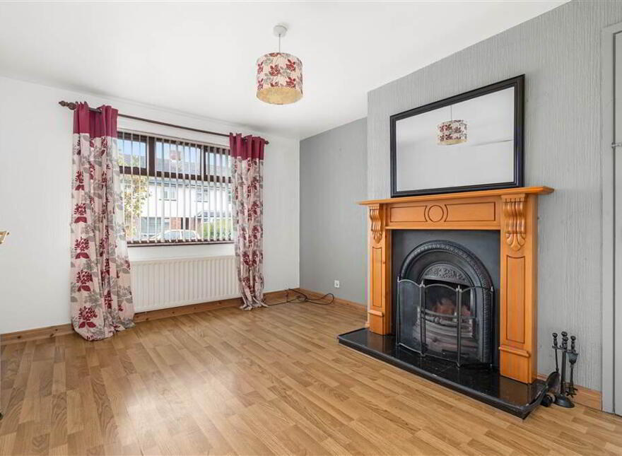 24 Beachlands, Carnlough, BT44 0HN