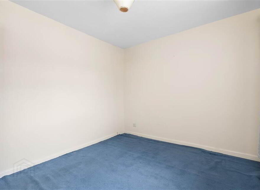 24 Beachlands, Carnlough, BT44 0HN
