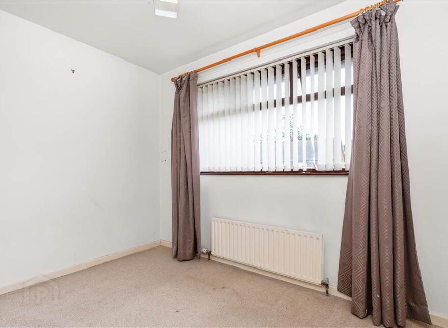 24 Beachlands, Carnlough, BT44 0HN