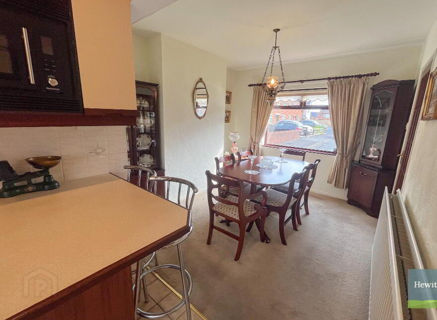 10 Maypole Park, Dromore, BT25 1SH