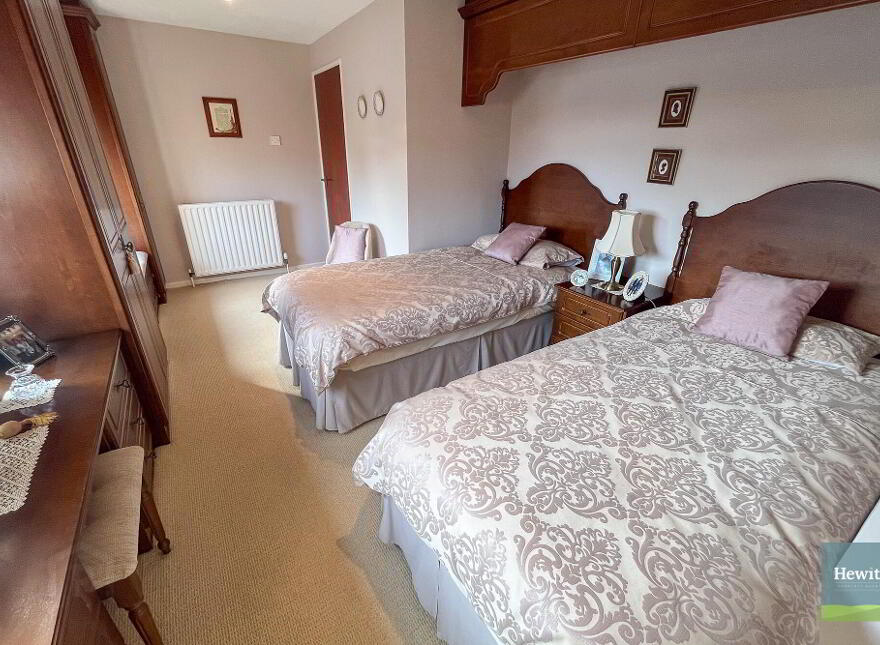 10 Maypole Park, Dromore, BT25 1SH