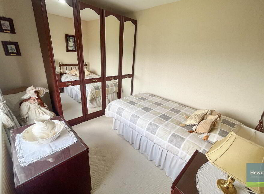 10 Maypole Park, Dromore, BT25 1SH