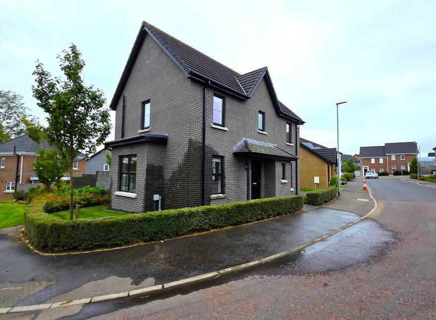 5 Belmont Hall Way, Antrim, BT41 1FA