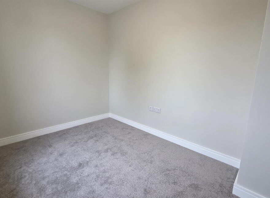 5 Belmont Hall Way, Antrim, BT41 1FA