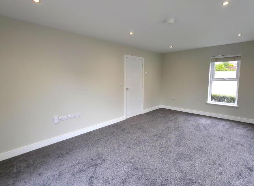 5 Belmont Hall Way, Antrim, BT41 1FA
