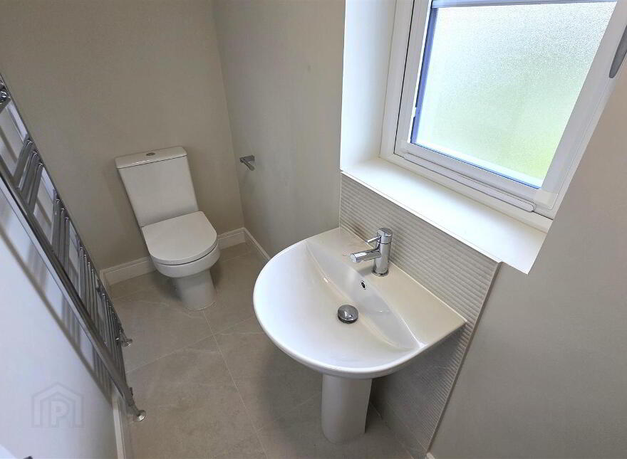 5 Belmont Hall Way, Antrim, BT41 1FA