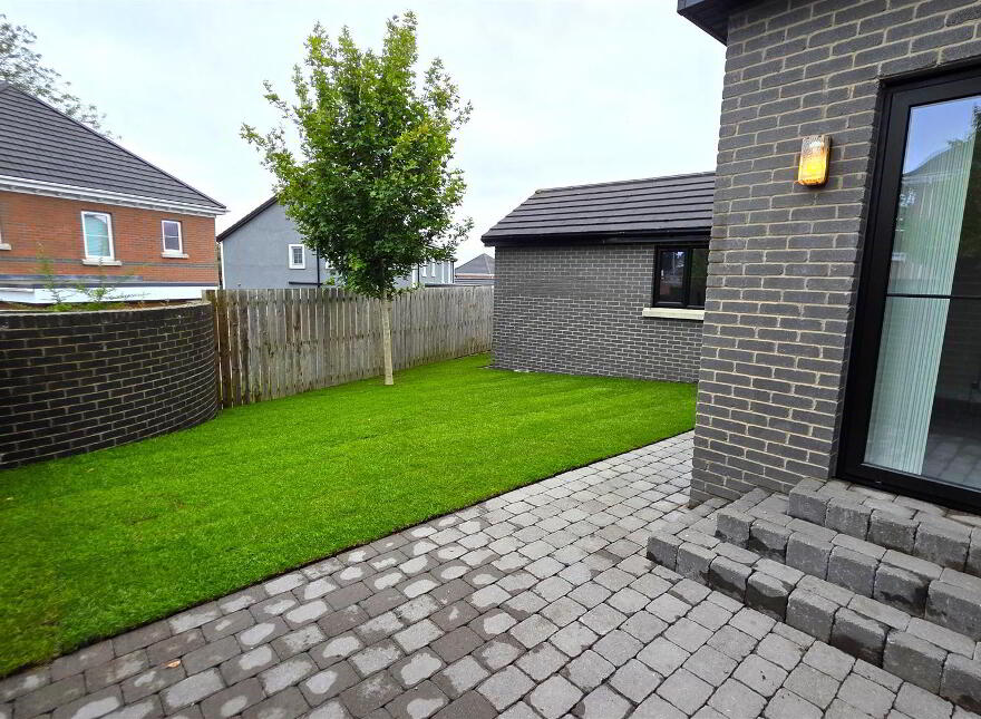 5 Belmont Hall Way, Antrim, BT41 1FA