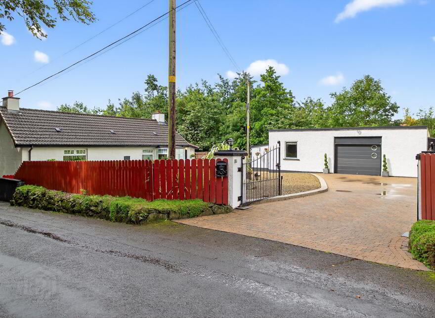 54 Clonetrace Road, Broughshane, BT43 7HY