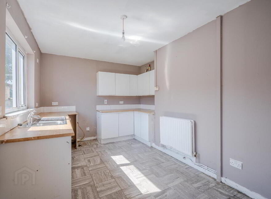 27 Abbey Gardens, Millisle, Newtownards, BT22 2DJ