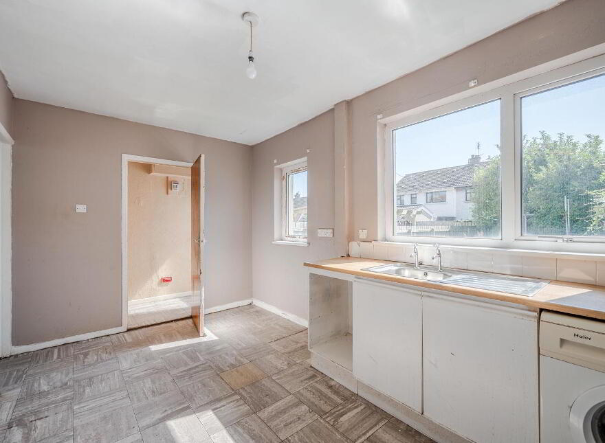 27 Abbey Gardens, Millisle, Newtownards, BT22 2DJ