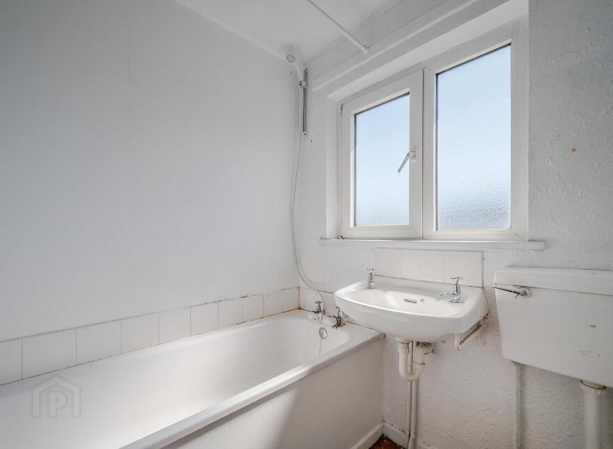 27 Abbey Gardens, Millisle, Newtownards, BT22 2DJ