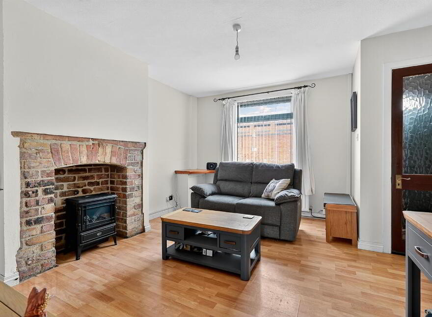 168 Tates Avenue, Belfast, Belfast, BT12 6ND