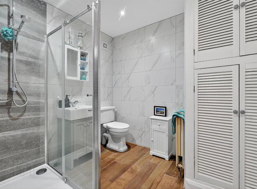 168 Tates Avenue, Belfast, Belfast, BT12 6ND