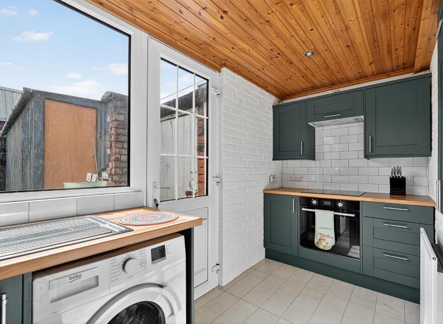 168 Tates Avenue, Belfast, Belfast, BT12 6ND