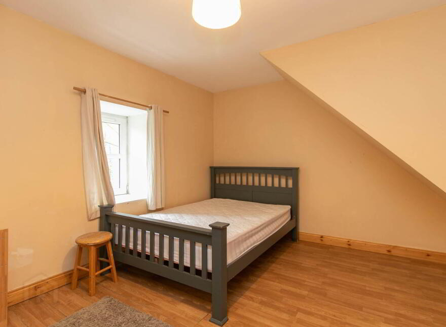 Bruce Hall, Gurteen, Arvagh, H12NR79