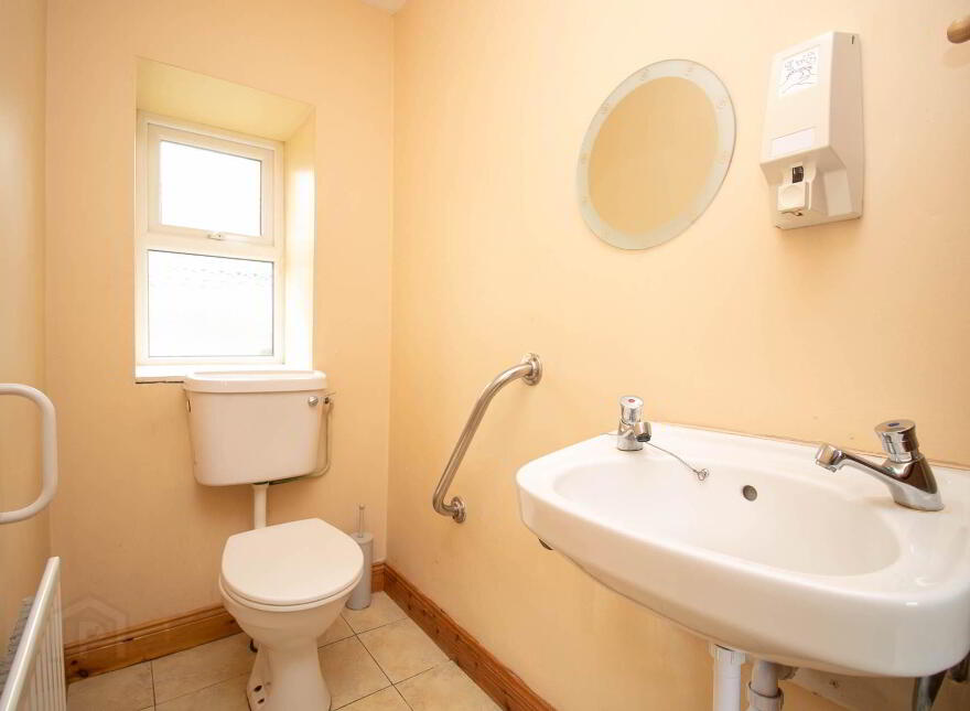 Bruce Hall, Gurteen, Arvagh, H12NR79