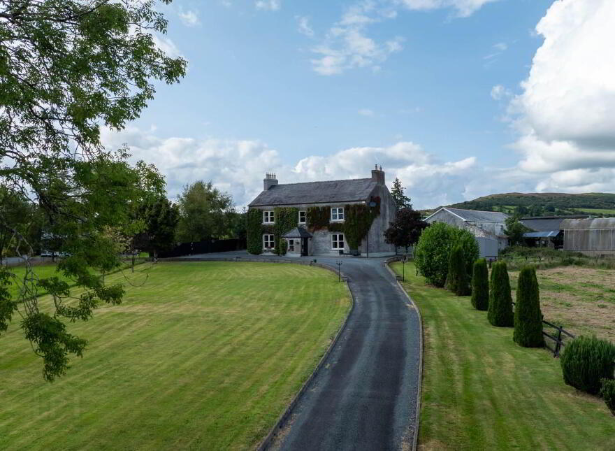 Bruce Hall, Gurteen, Arvagh, H12NR79