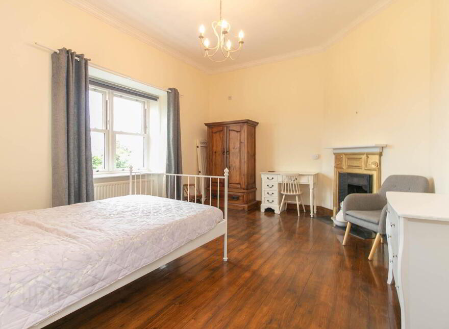 Bruce Hall, Gurteen, Arvagh, H12NR79