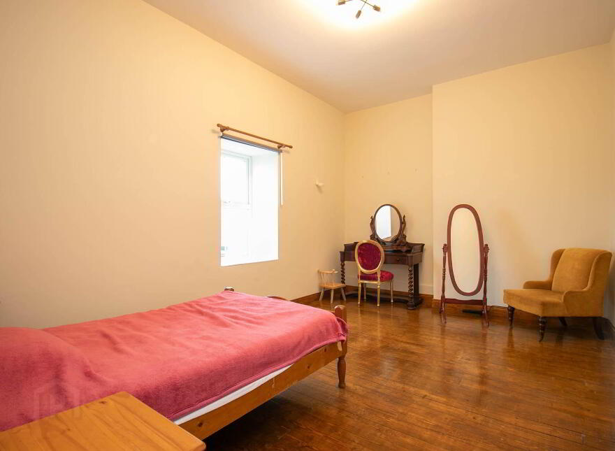 Bruce Hall, Gurteen, Arvagh, H12NR79