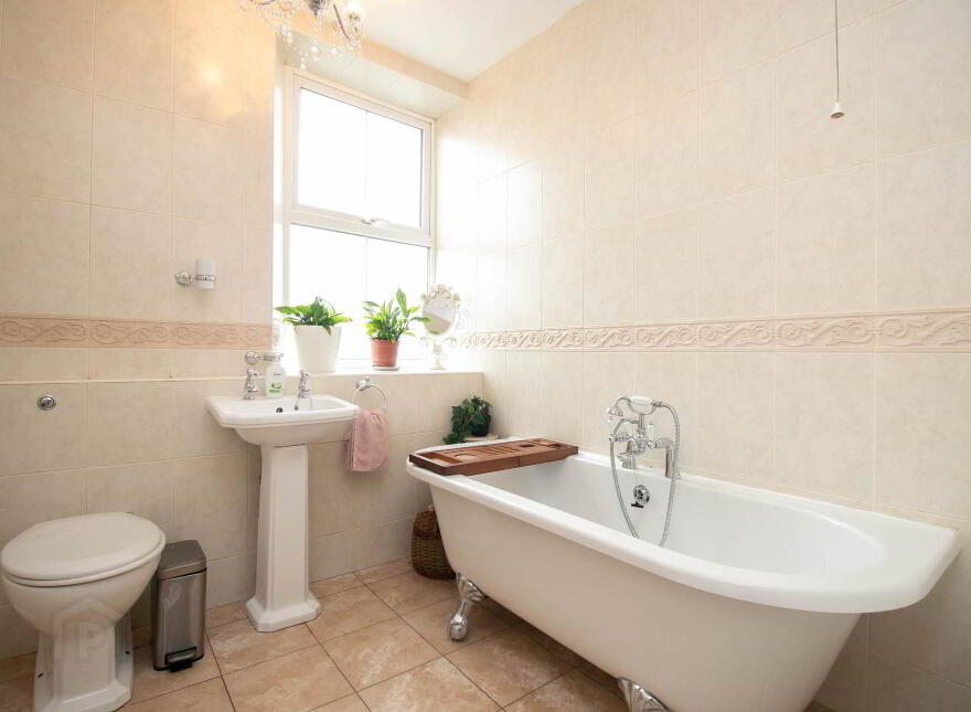 Bruce Hall, Gurteen, Arvagh, H12NR79