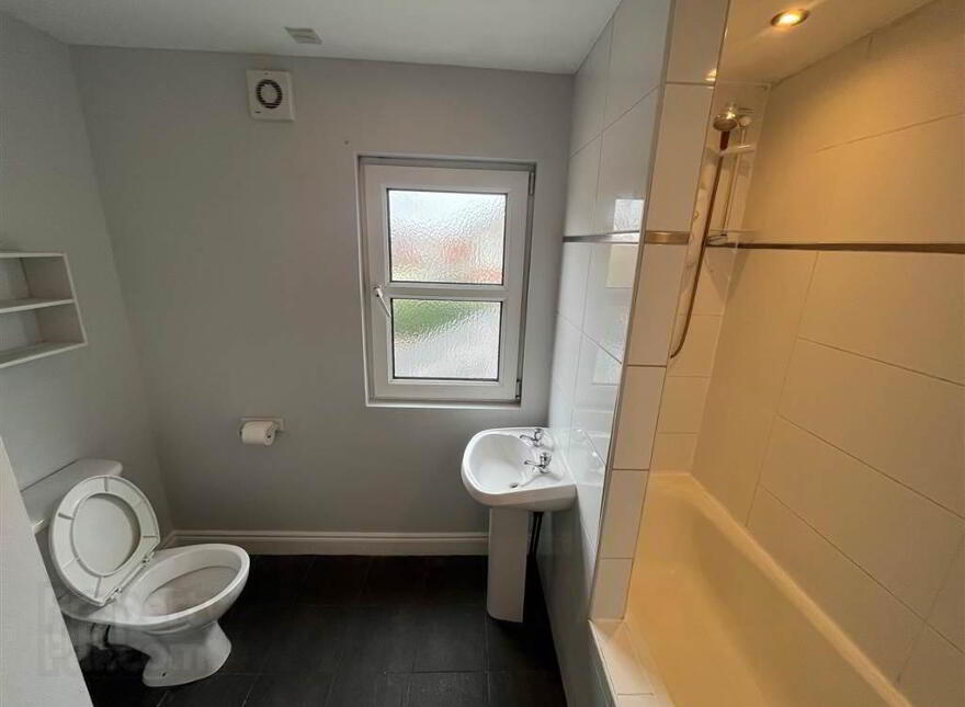 3 Ailesbury Drive, Belfast, BT7 3FB