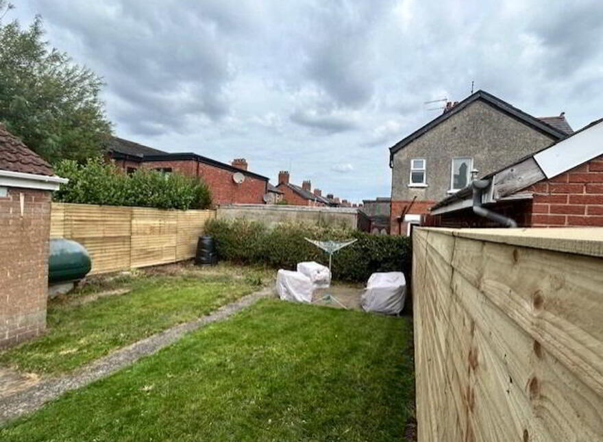 3 Ailesbury Drive, Belfast, BT7 3FB