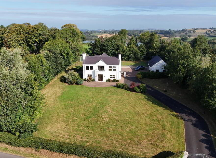 57 Lough Road, Lisburn, BT27 6TS photo