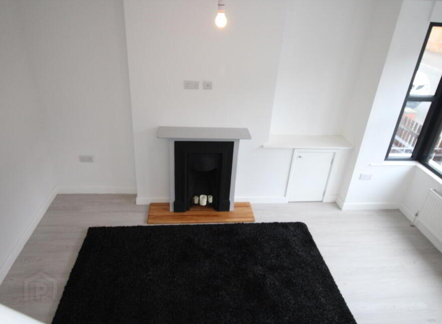 5 Avoniel Parade, Belfast, BT5 4SH