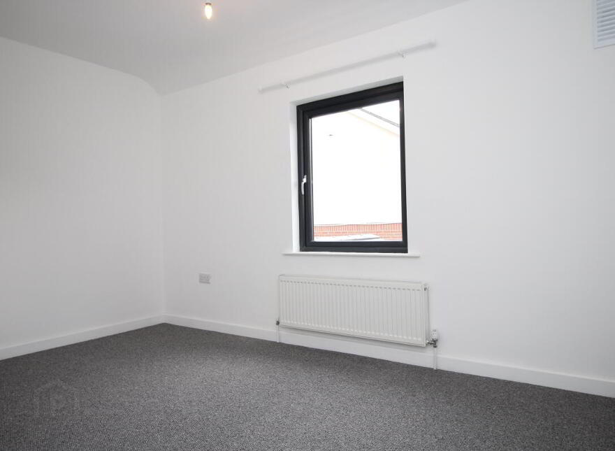 5 Avoniel Parade, Belfast, BT5 4SH