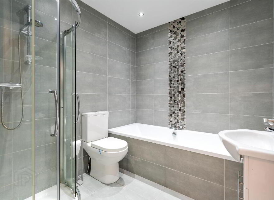 Sea Spray House, 2 Vester Cove, Donaghadee, BT21 0RD