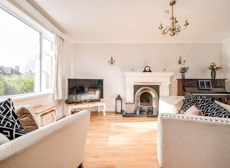 21 Rosemary Park, Malone Road, Belfast, BT9 6RG