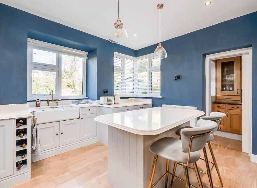 21 Rosemary Park, Malone Road, Belfast, BT9 6RG