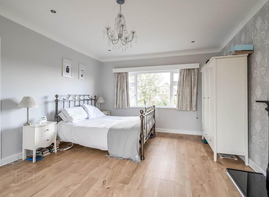 21 Rosemary Park, Malone Road, Belfast, BT9 6RG