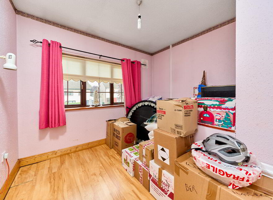 40 Pinebrook, Trim, C15VW58