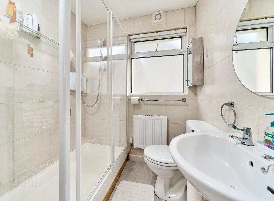 40 Pinebrook, Trim, C15VW58