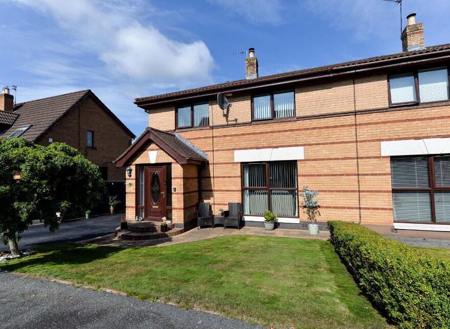 34 Fort Road, Dundonald, Belfast, BT16 1XR
