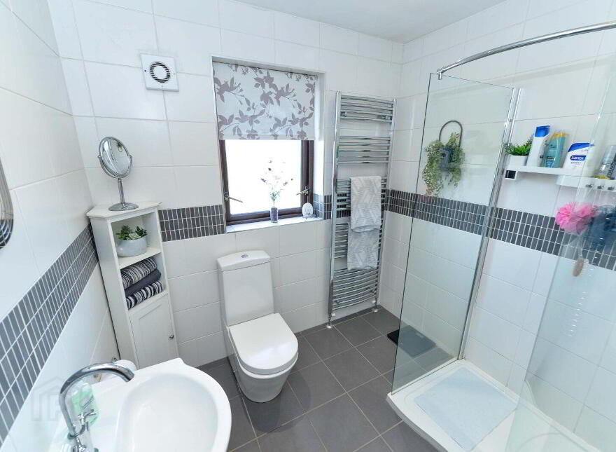 34 Fort Road, Dundonald, Belfast, BT16 1XR