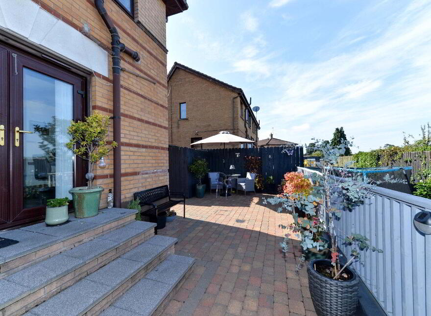34 Fort Road, Dundonald, Belfast, BT16 1XR